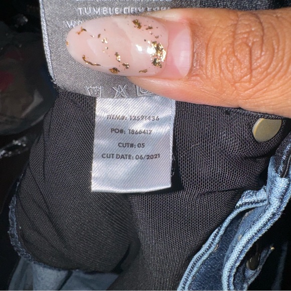 Torrid Bomshell Skinny Jeans - Medium Wash - Picture 6 of 6